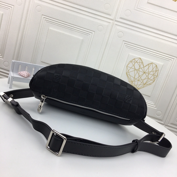 ルイヴィトンバッグ素材ディテール